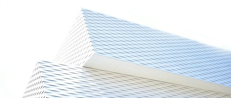 Auto Filter Sourcing: Direct Manufacturer vs. Trading Company