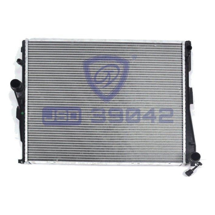 Radiator 17113415693 M30400058 Radiator 17113415693 M30400058